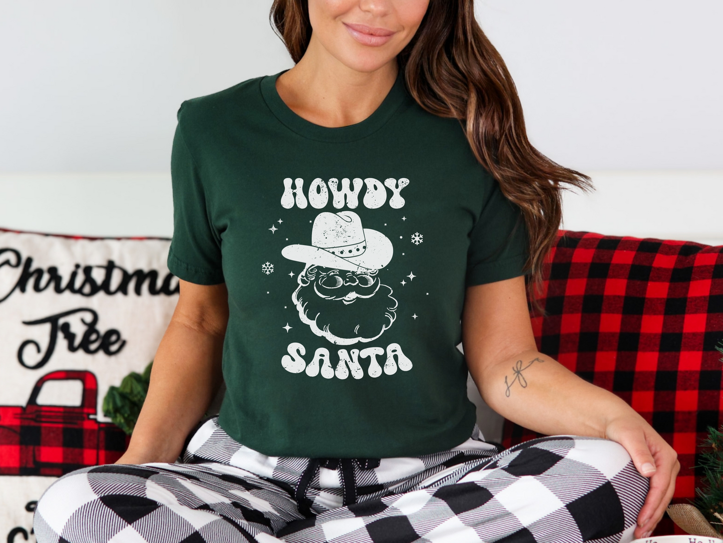 Funny Christmas T-Shirt - "Howdy Santa" Cowboy Santa Tee